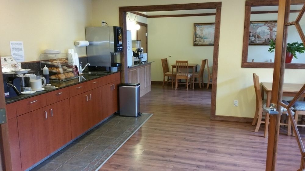 Palace Inn & Suites Lincoln City Bagian luar foto