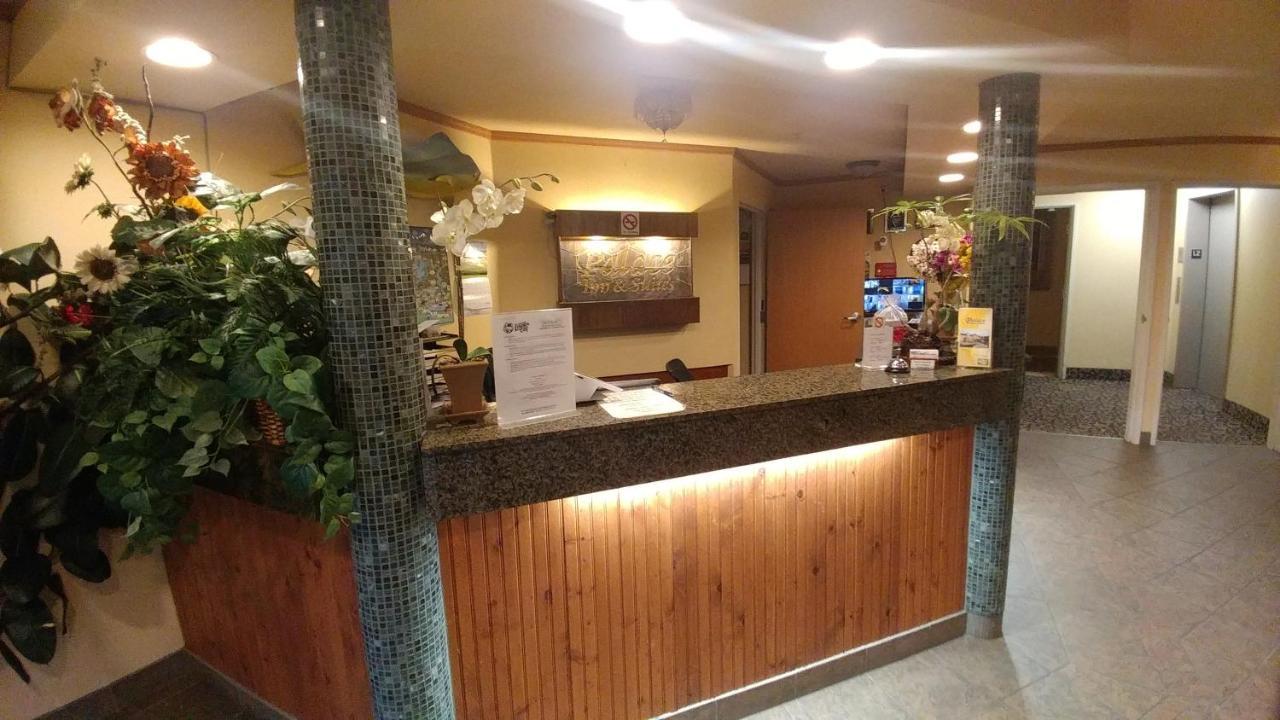 Palace Inn & Suites Lincoln City Bagian luar foto